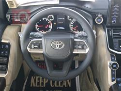 تۆیۆتا لاند کروزەر